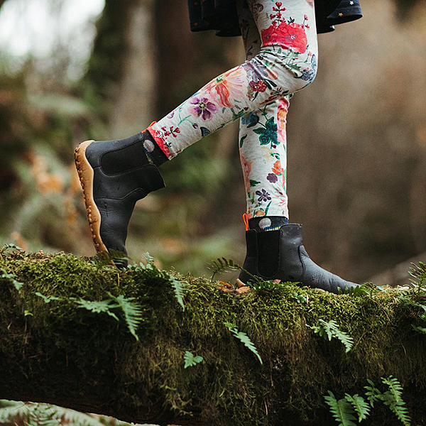 Barefoot boty od značky VIVOBAREFOOT zajistí dokonalý kontakt s povrchem