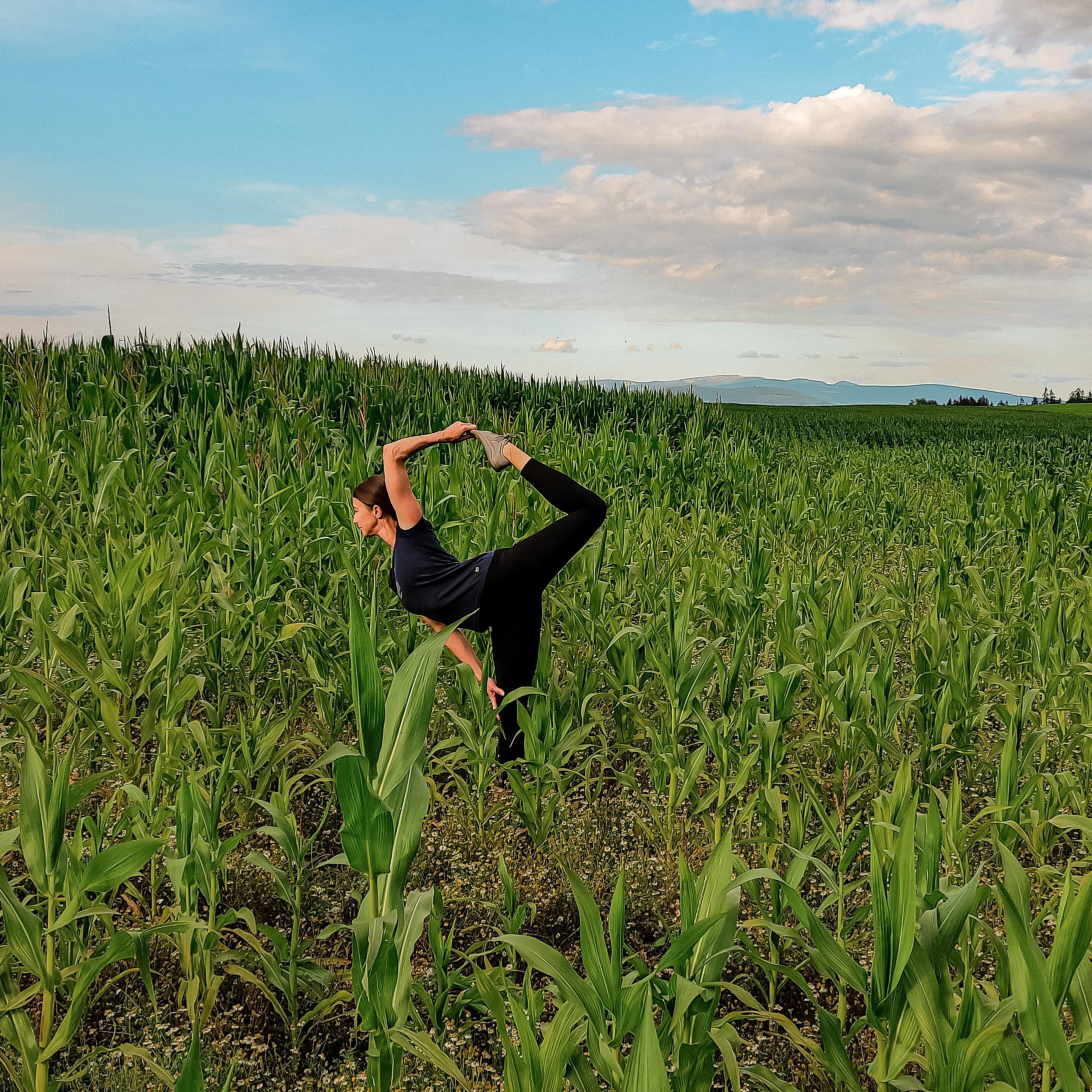 S barefoot obuvi si můžete dopřát jógu kdekoliv.
