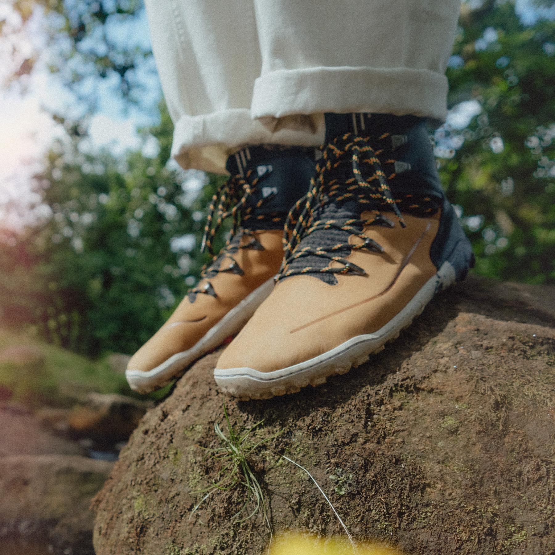 Barefoot pohorky VIVOBAREFOOT Tracker Decon FG2 kombinují kvalitní kůži s merino vlnou