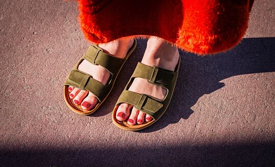 Leto v otvorenej obuvi: ako pripraviť nohy na leto?