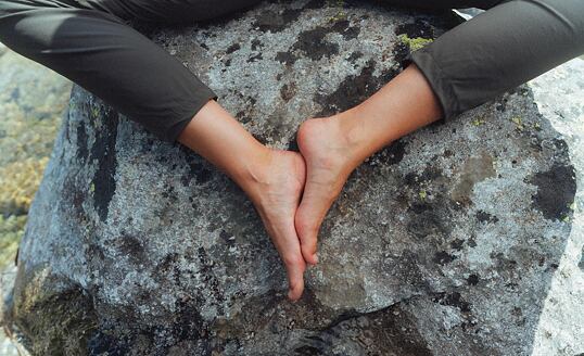 Najzaujímavejšie chodníky pre bosé nohy a na čo je dobré po nich chodiť